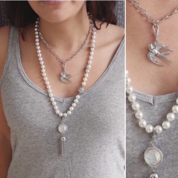 Take Flight Tresors Charm - Chloe + Isabel - Picture 2 of 5